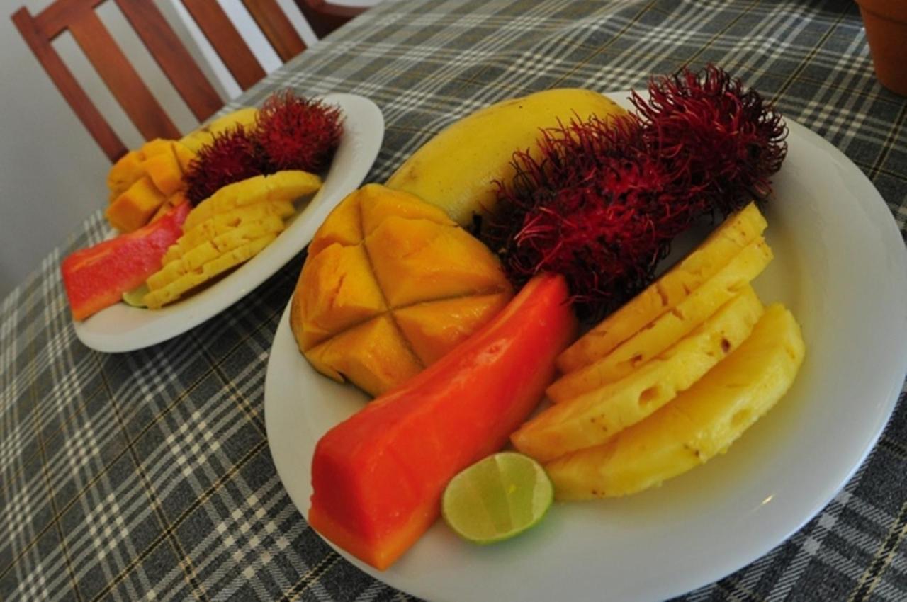 Oasey Ayurveda Hotel Bentota Buitenkant foto