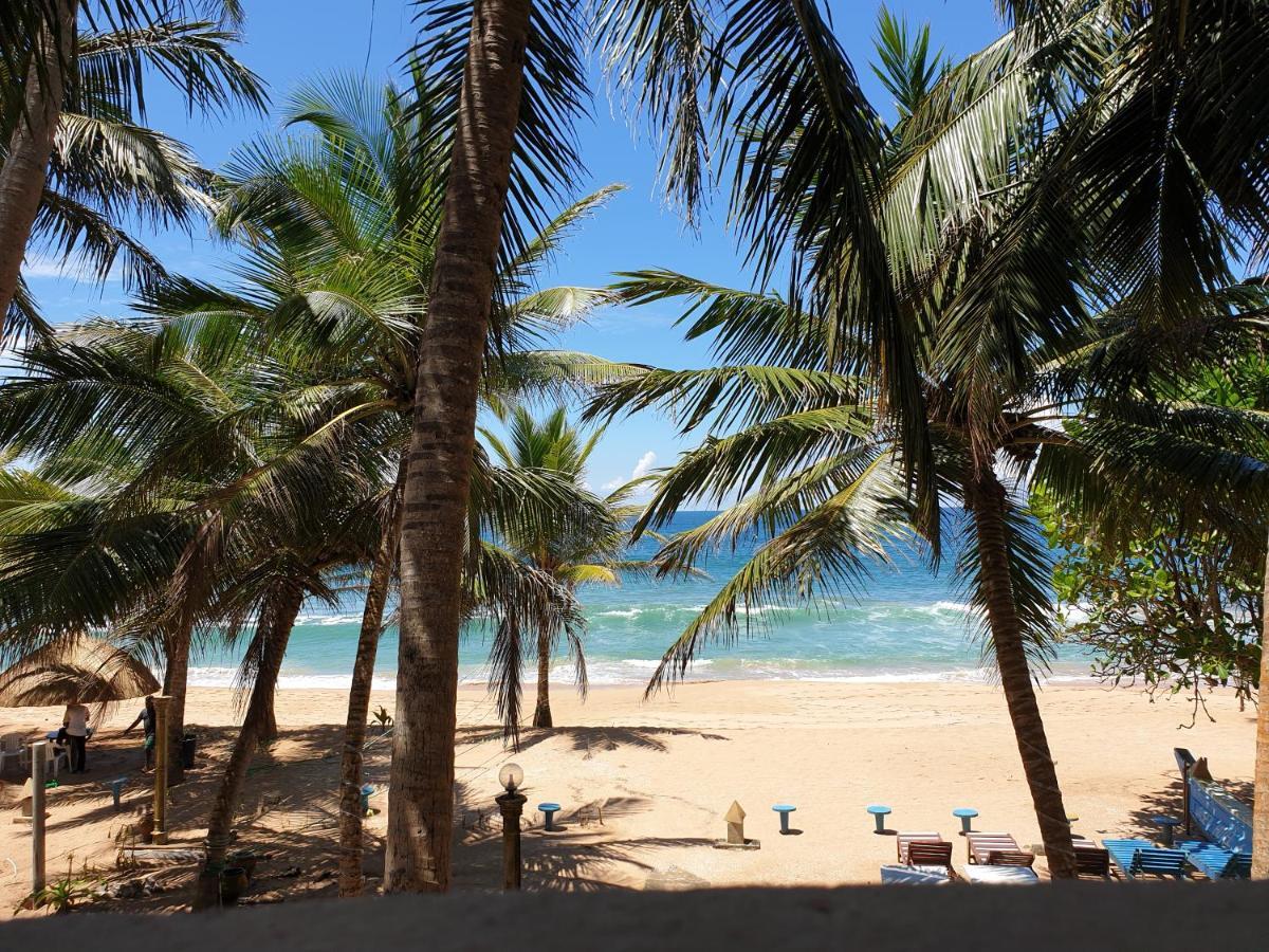 Oasey Ayurveda Hotel Bentota Buitenkant foto