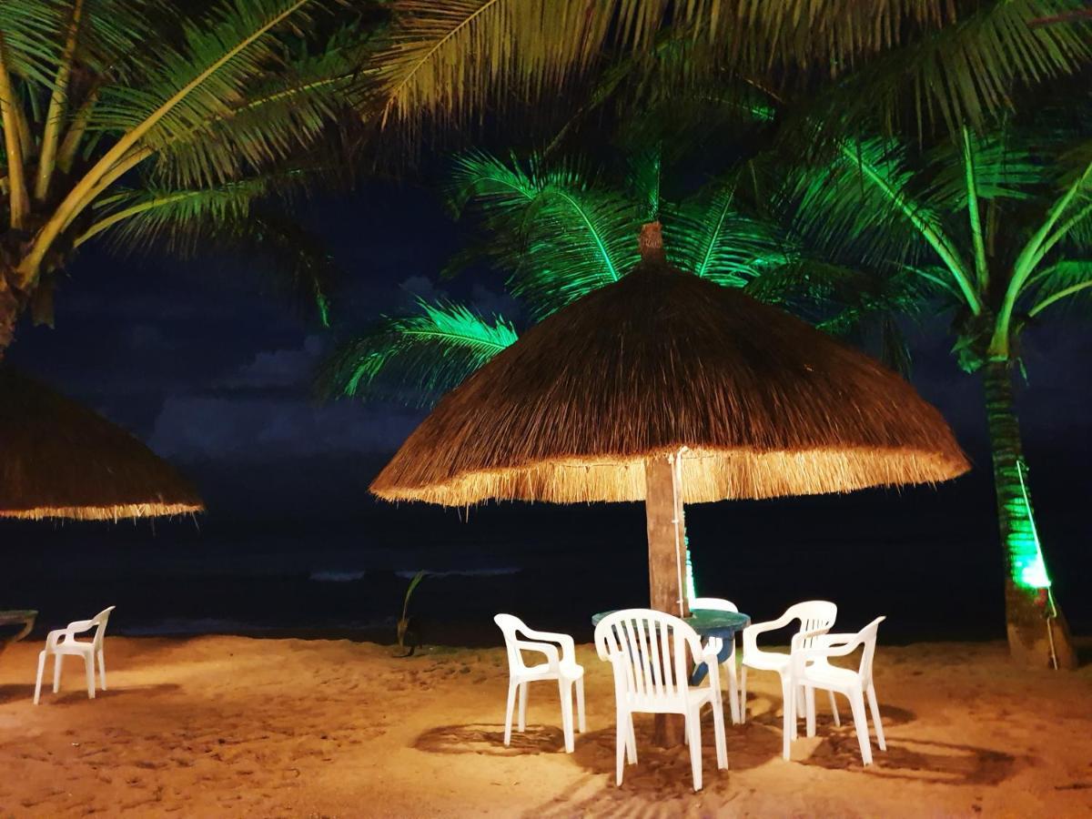 Oasey Ayurveda Hotel Bentota Buitenkant foto